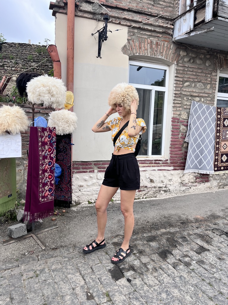 C18B7C7F 7266 4E37 B52B 05DE1DBBB58B 1 105 c