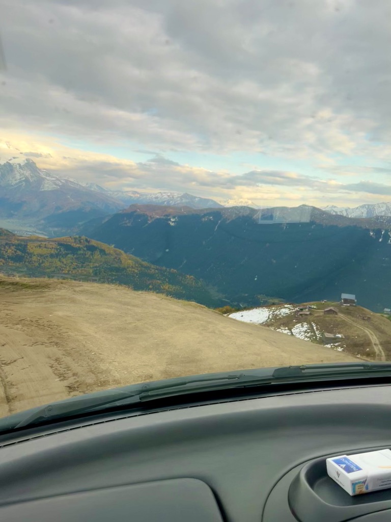 B1EC14F0 71F2 4063 B3F8 9F35949DAEEB 1 105 c