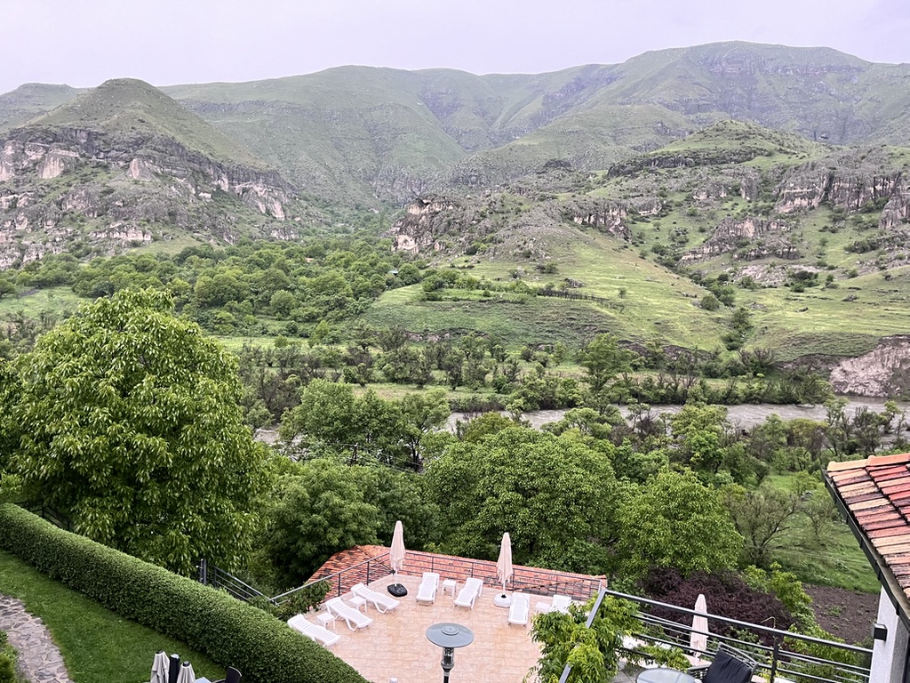 8CC64F1E D0AA 4047 9785 7A86A4314D1E 1 105 c